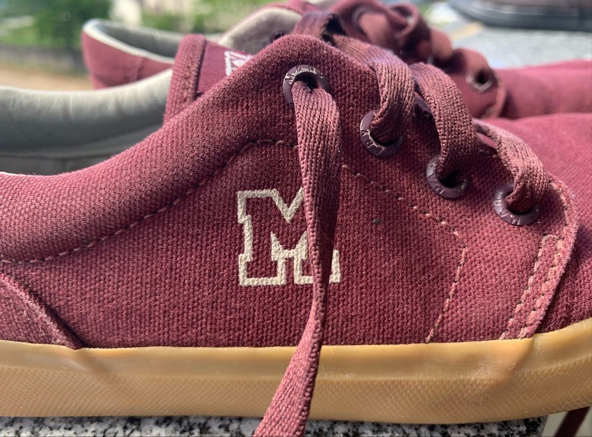 tenis mary jane bordo