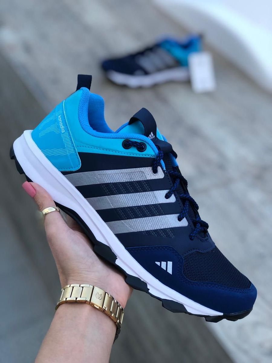 tênis adidas kanadia