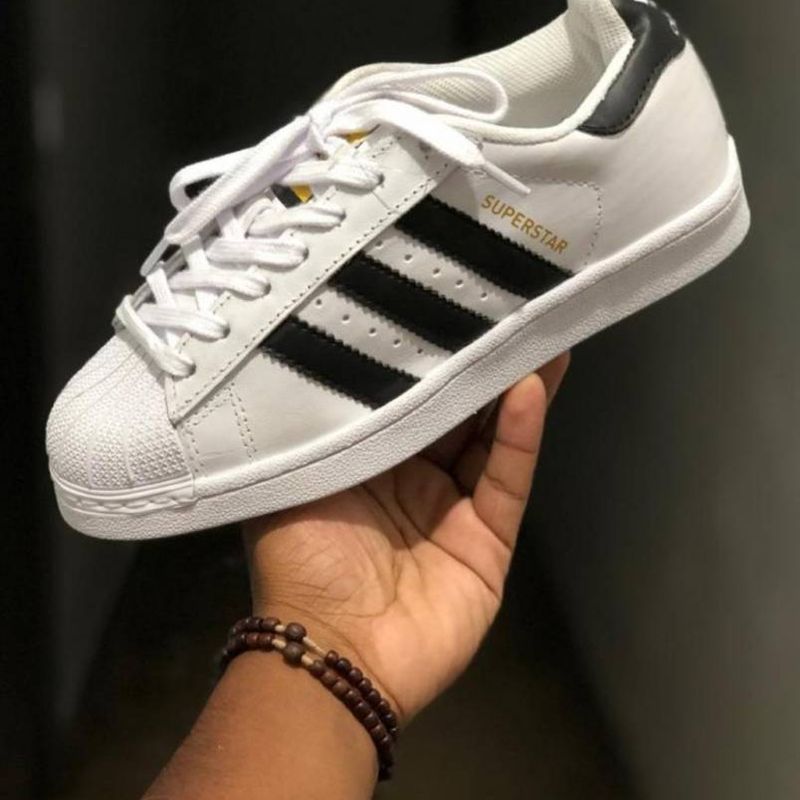 Adidas star store branco e preto