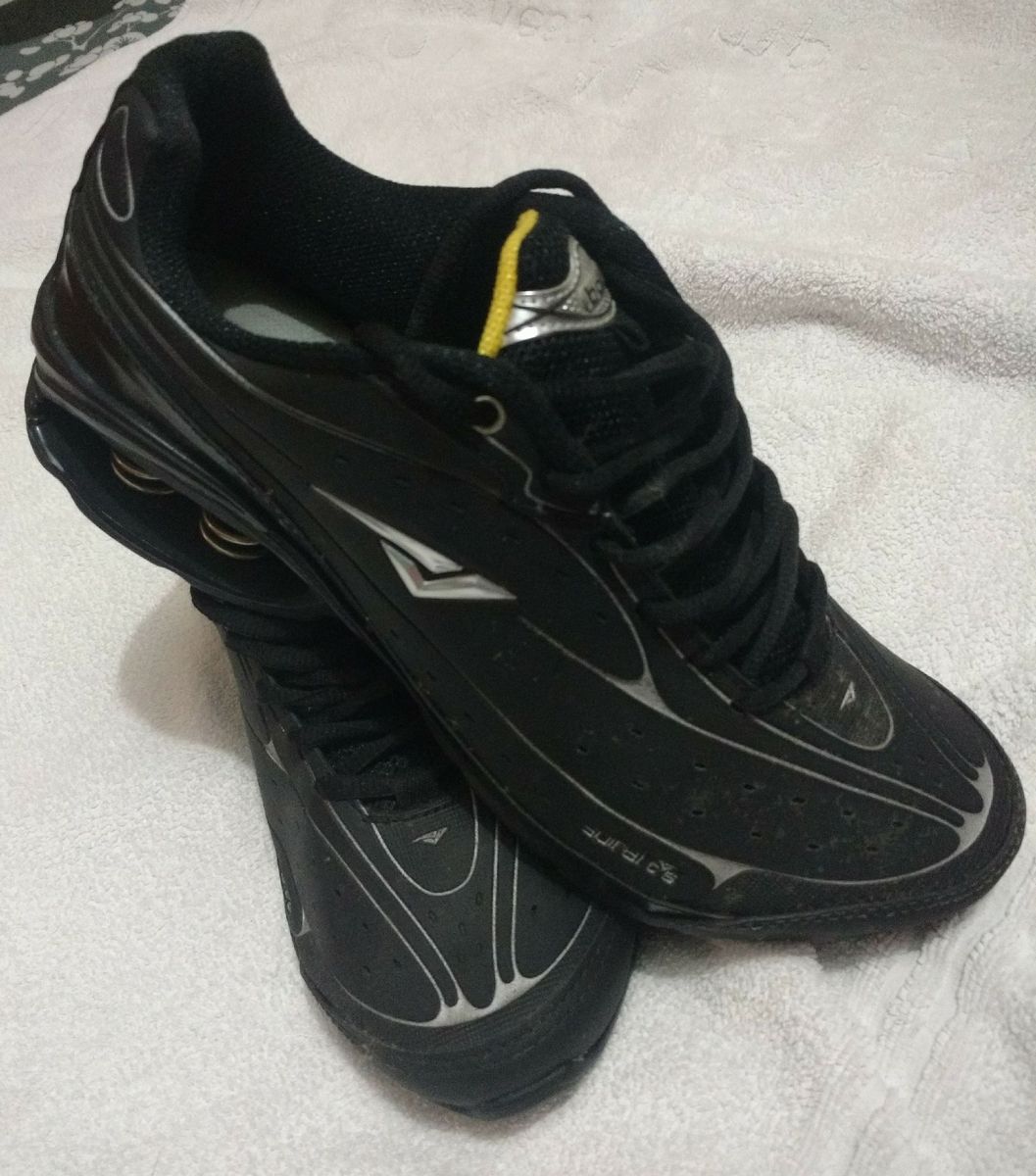 tenis bouts masculino com molas