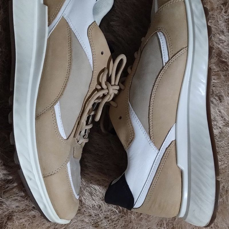 Ecco shock thru new arrivals
