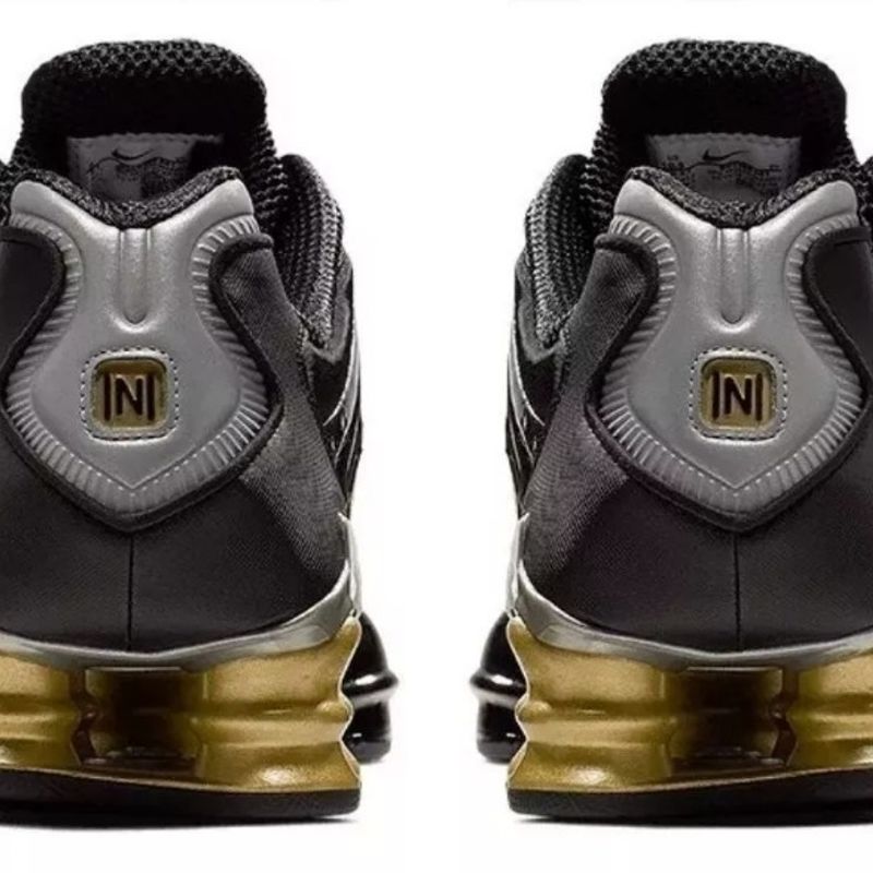 T nis Masculino Nike Shox 12 Molas Preto e Dourado Neymar Jr