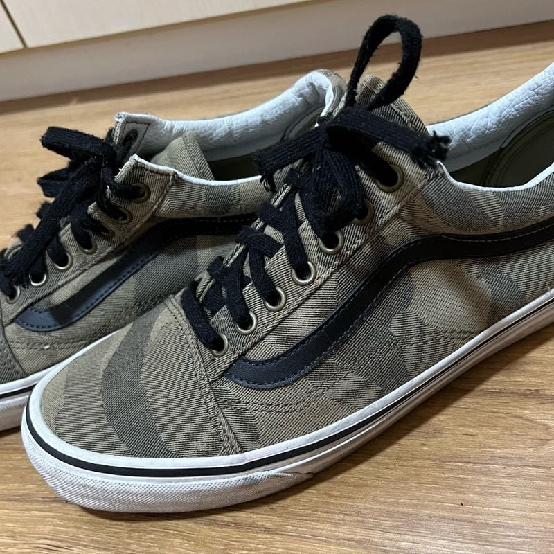 Vans store camuflado cinza