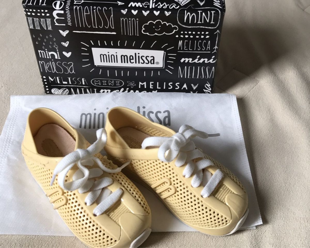 tenis melissa amarelo