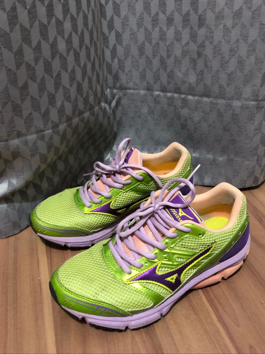 tenis mizuno tamanho grande