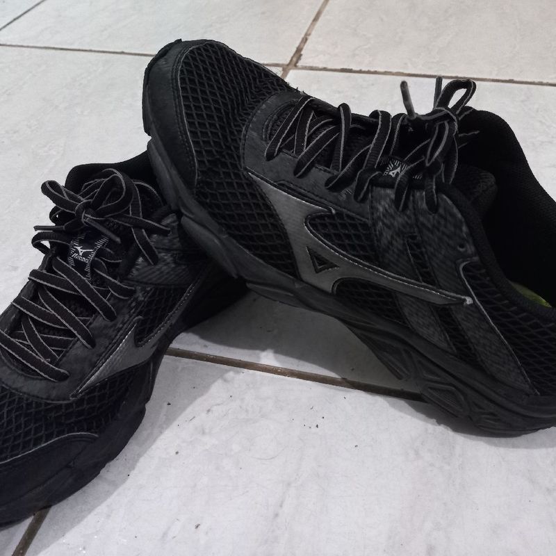 Tênis mizuno strike clearance 2 n preto