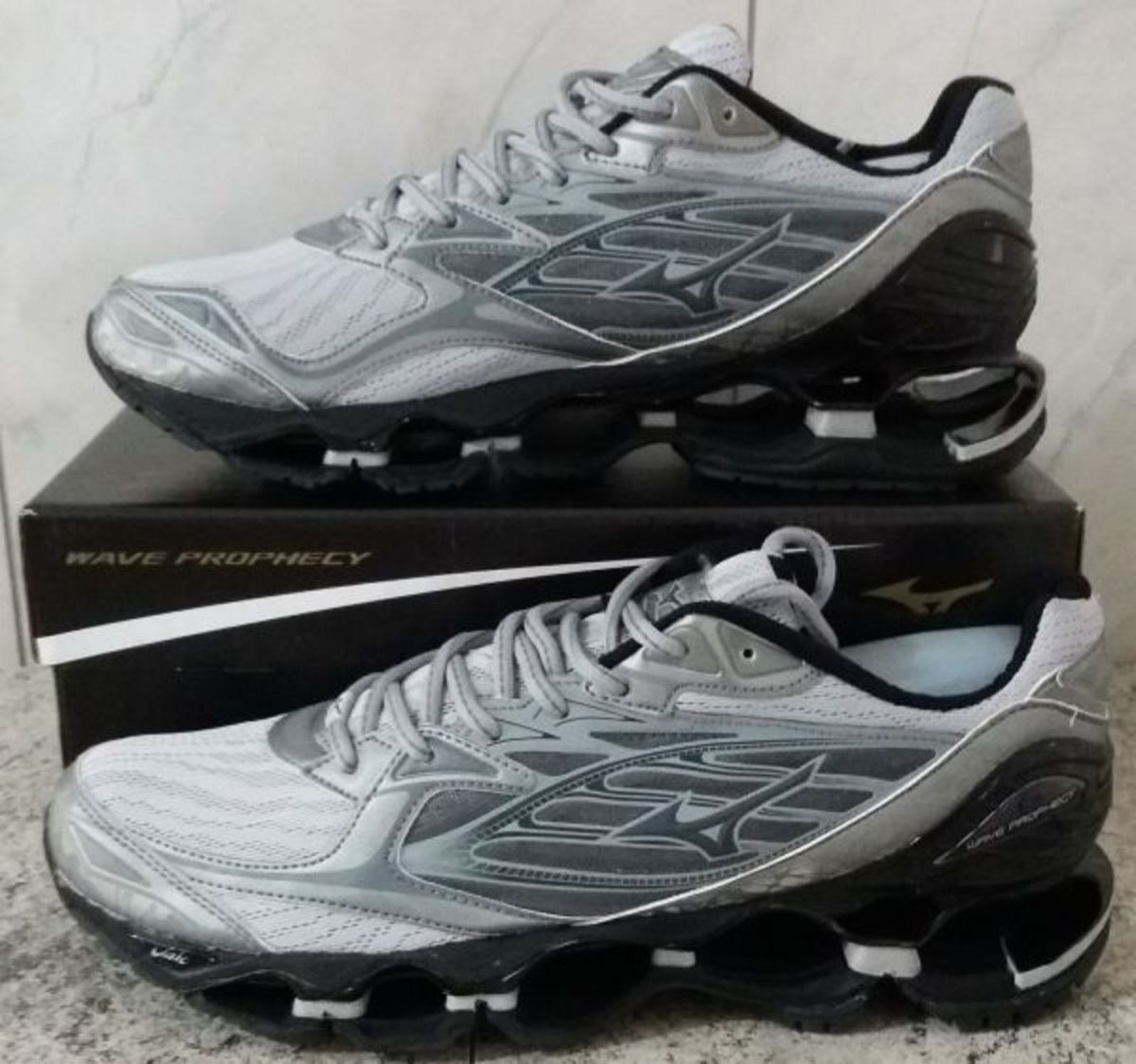 pro 6 mizuno branco