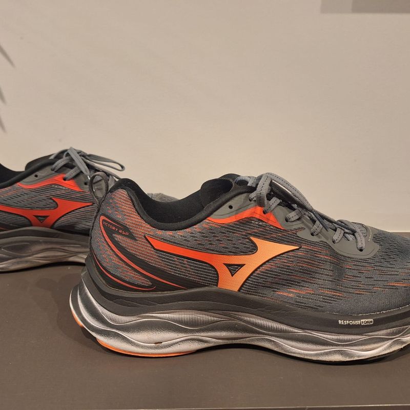 スイッピ  Tênis Mizuno Victory Rsp - 9/10 | Mizuno Usado 110513654 | enjoei