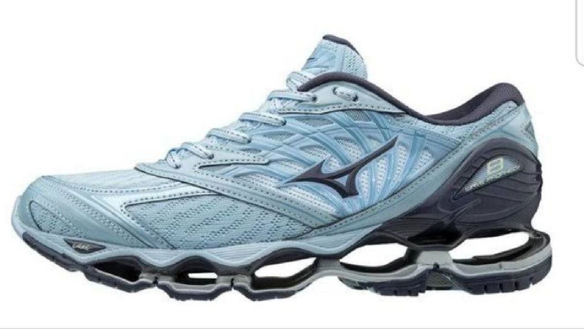 mizuno wave 8