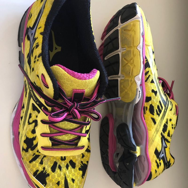 Mizuno wave outlet creation amarelo