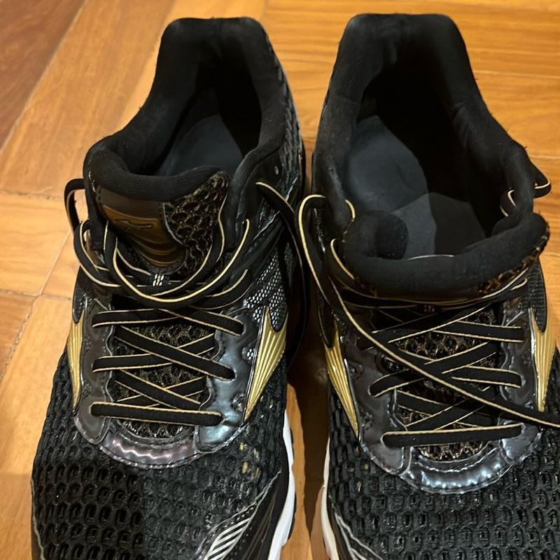 Mizuno creation shop 17w masculino dourado