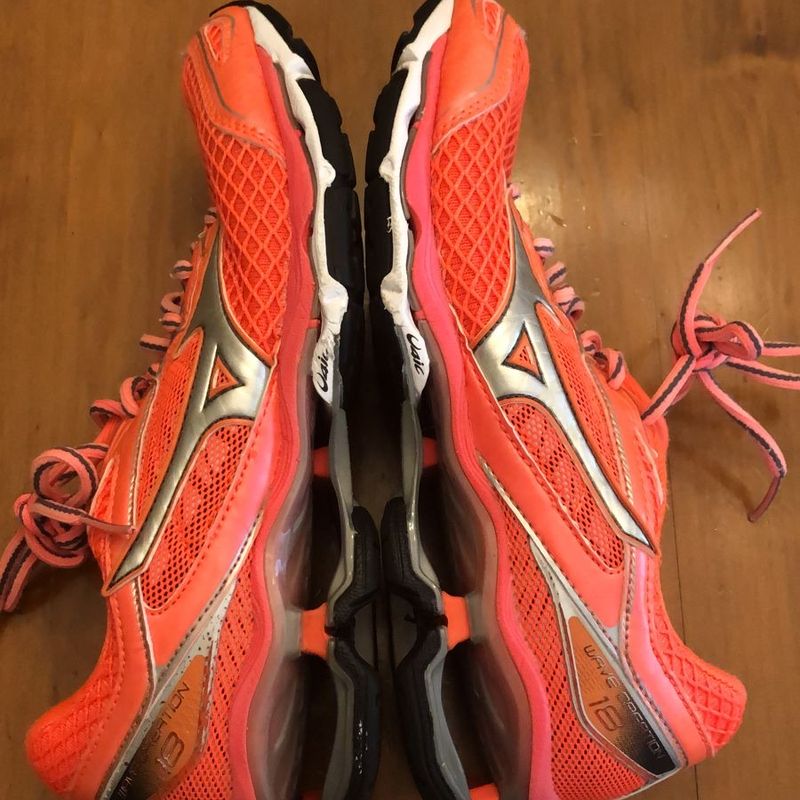 Mizuno creation 2025 18 vermelho