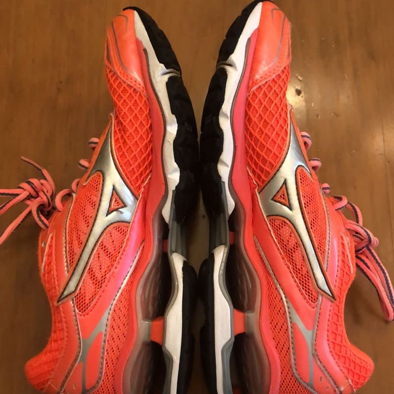 Mizuno creation hotsell 18 vermelho