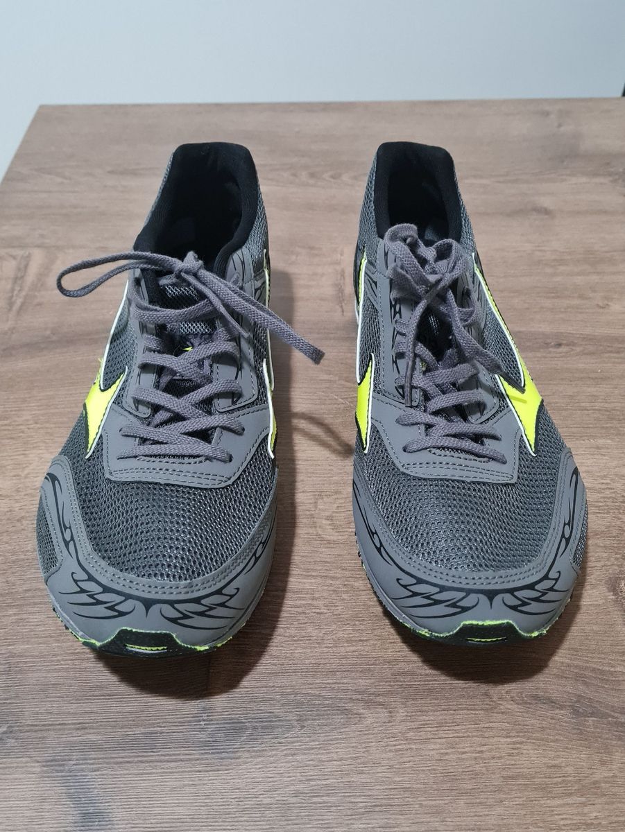 mizuno wave ekiden 11