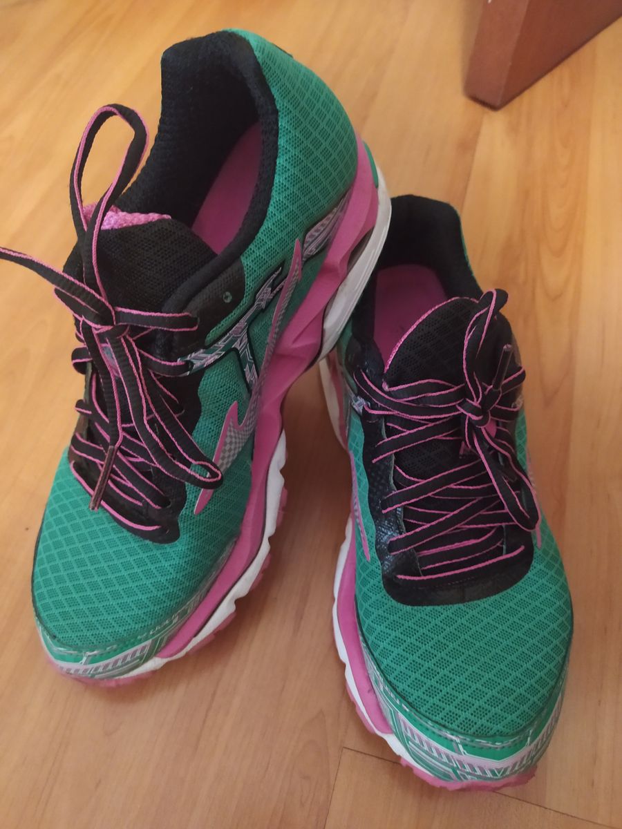 tenis mizuno wave enigma 4 running