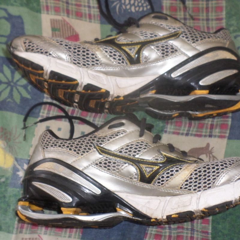 Mizuno wave shop frontier 5