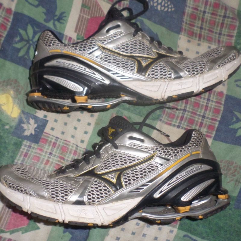 Mizuno wave hot sale frontier 2