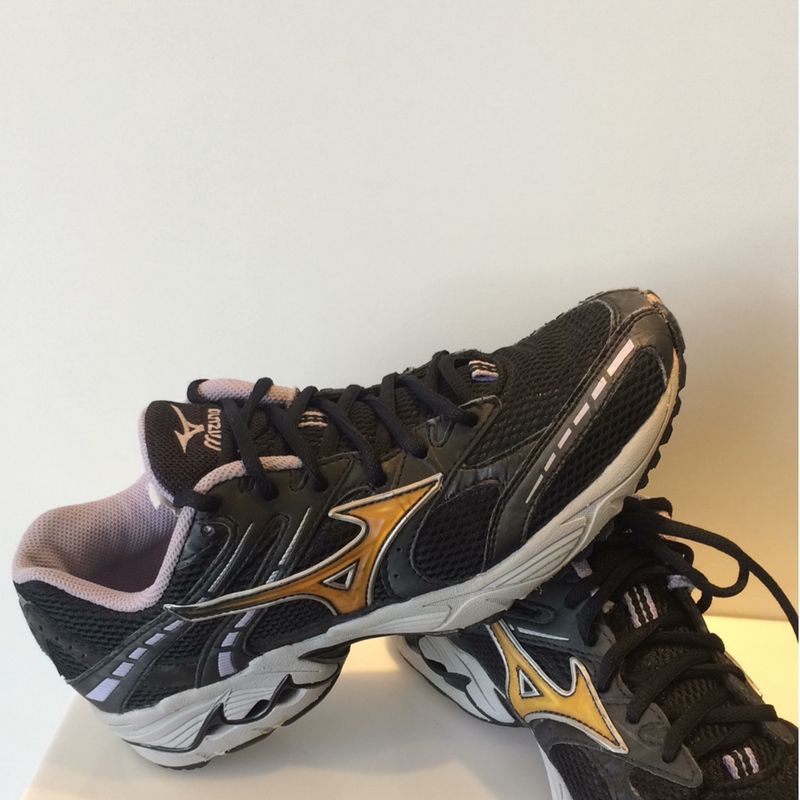 Mizuno cheap wave genesis