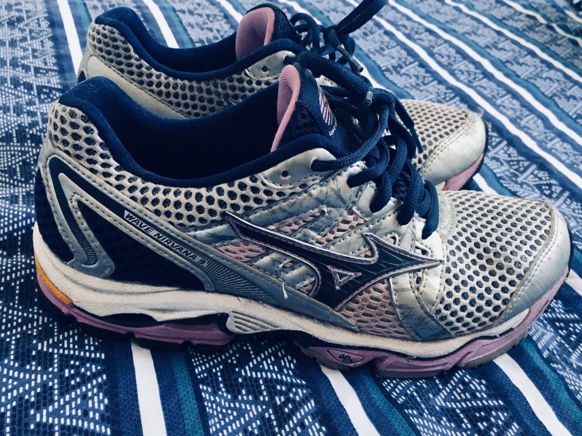 tenis mizuno nirvana 9