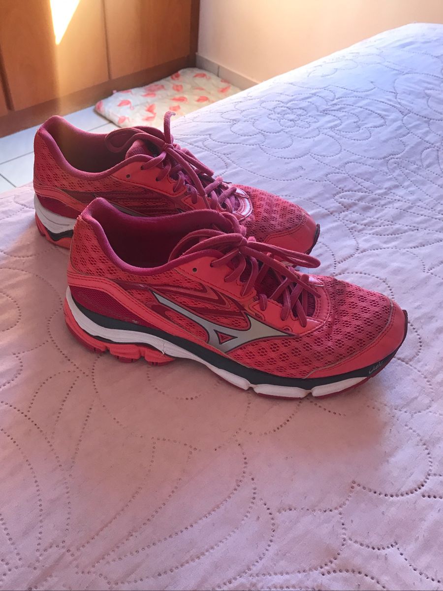 mizuno wave prime 12