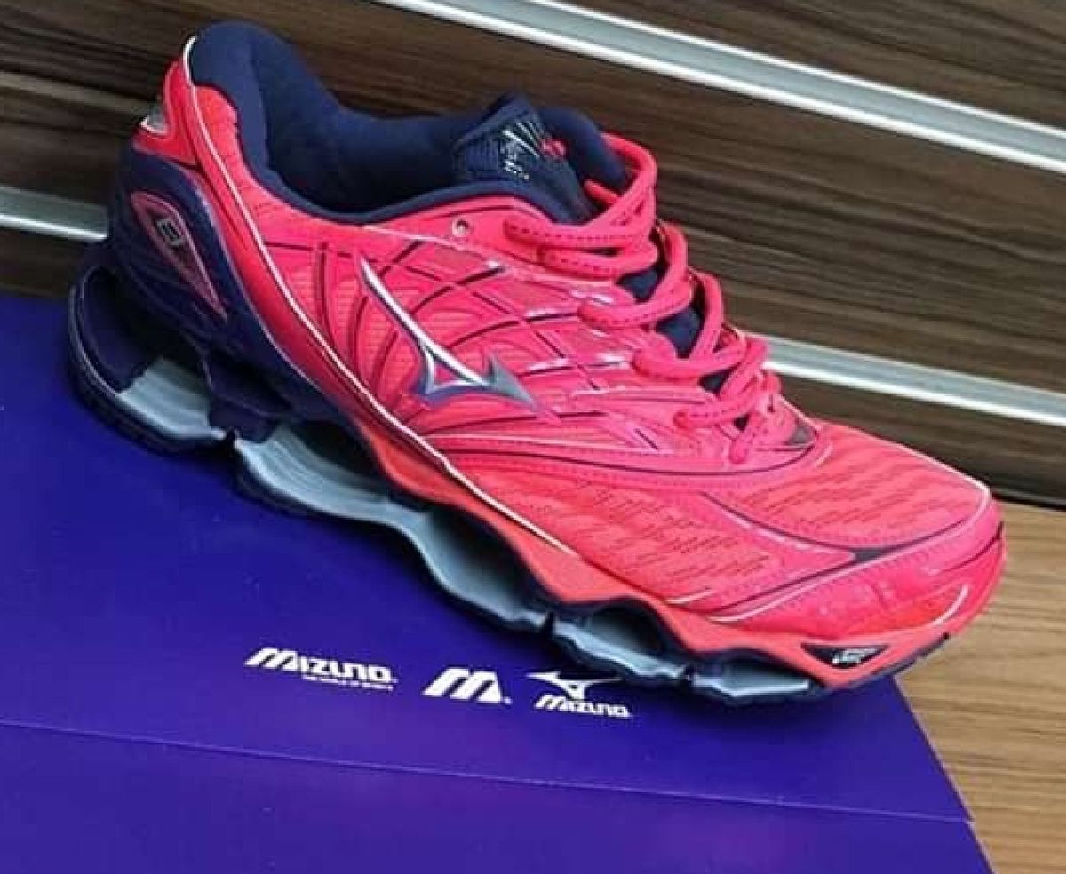 novo mizuno rosa