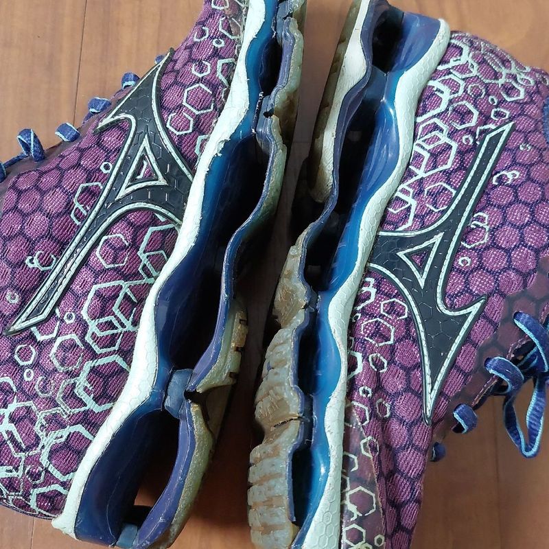 Mizuno prophecy outlet 3 roxo original