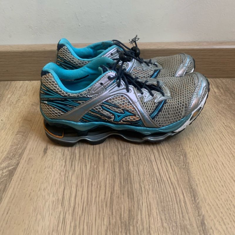 Tenis Mizuno Wave Prophecy Mizuno Usado 105910120 enjoei