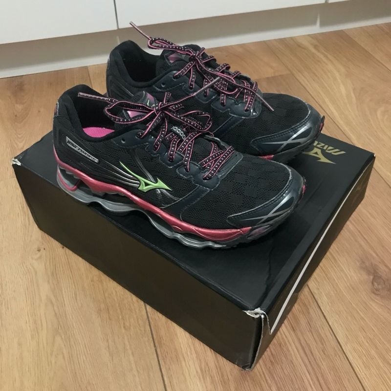 Mizuno prophecy 2 hot sale preto e rosa