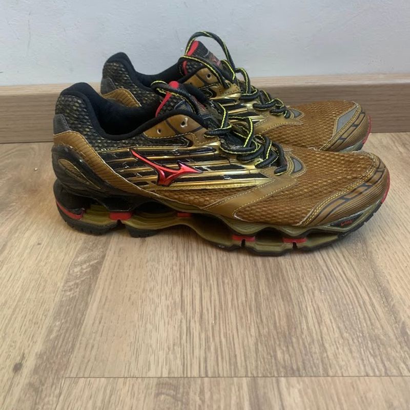 Mizuno wave prophecy 5 golden runners sale
