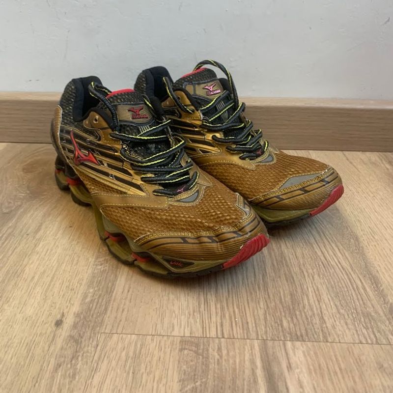 Tenis Mizuno Wave Prophecy 5 Golden Runner Mizuno Usado 102874993 enjoei