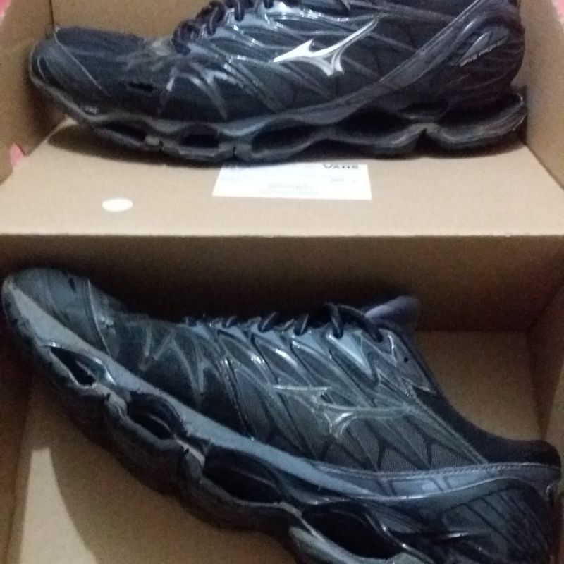 Sepatu volly outlet mizuno wave prophecy