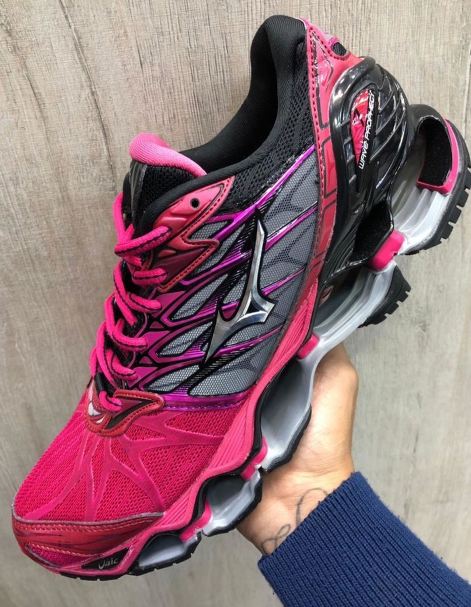 tênis mizuno rosa