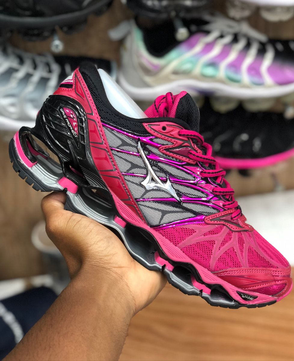 tênis mizuno rosa