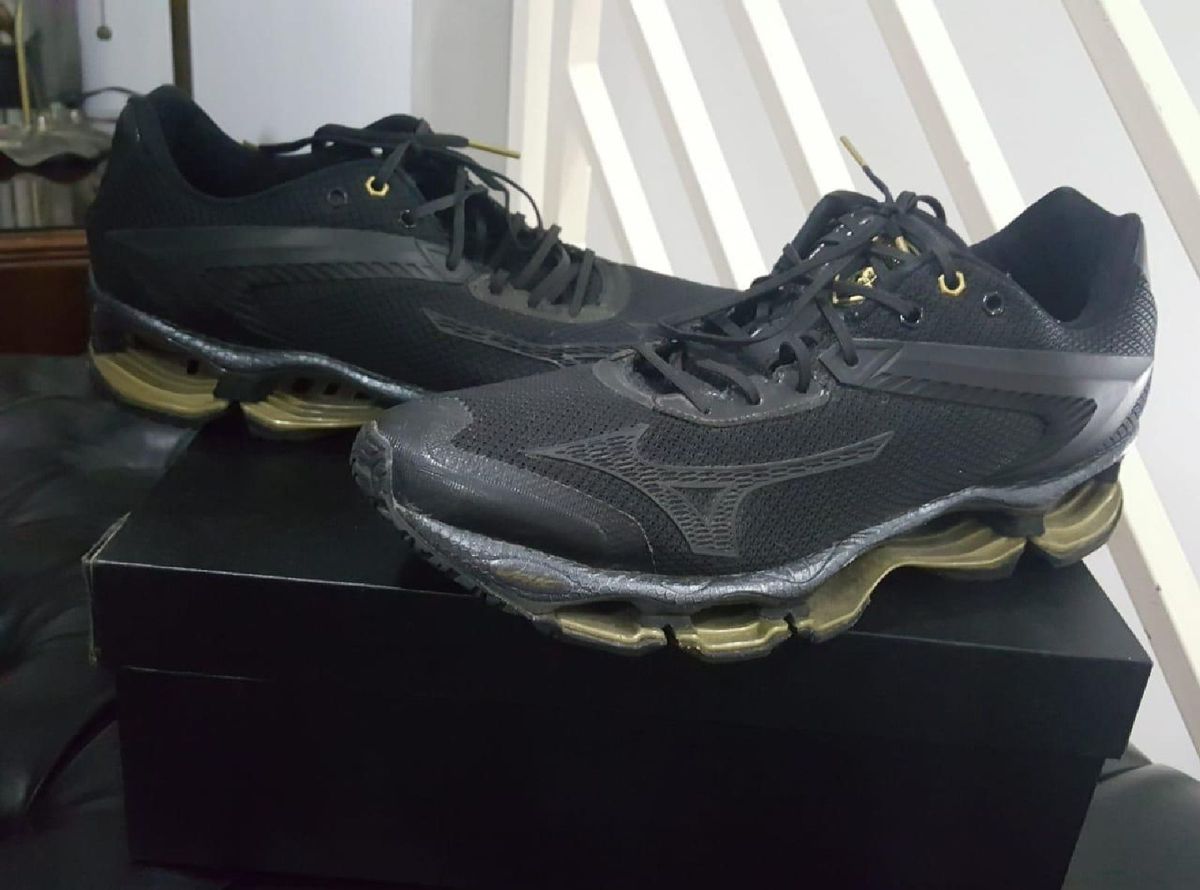 tenis mizuno lamborghini preto