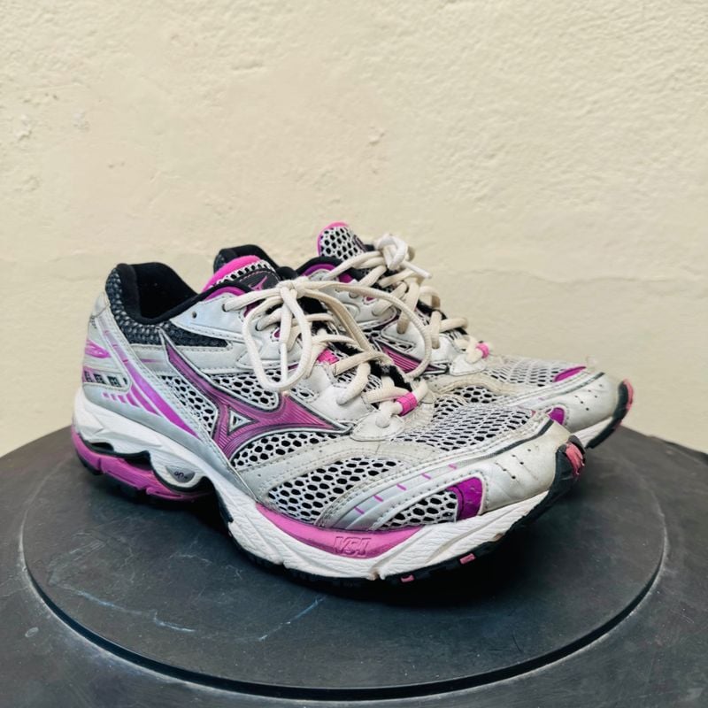 Tenis Mizuno Wave Ultima 3 Mizuno Usado 108996450 enjoei