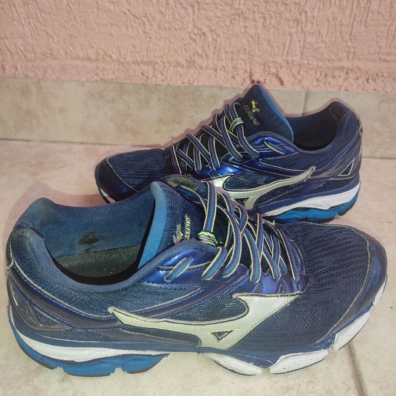 Nis mizuno hotsell wave ultima 9