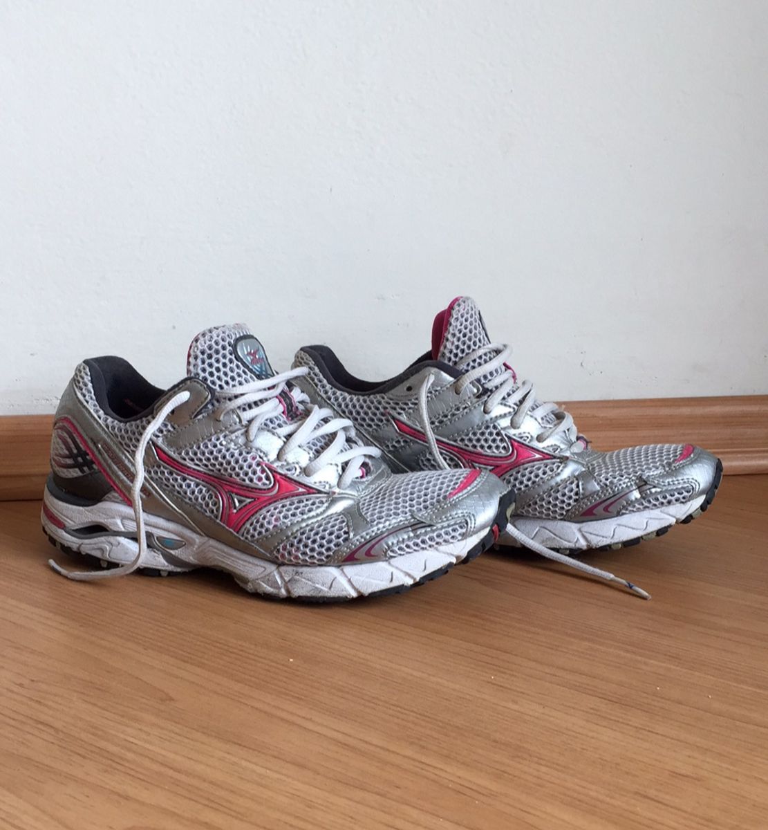 tênis mizuno x10