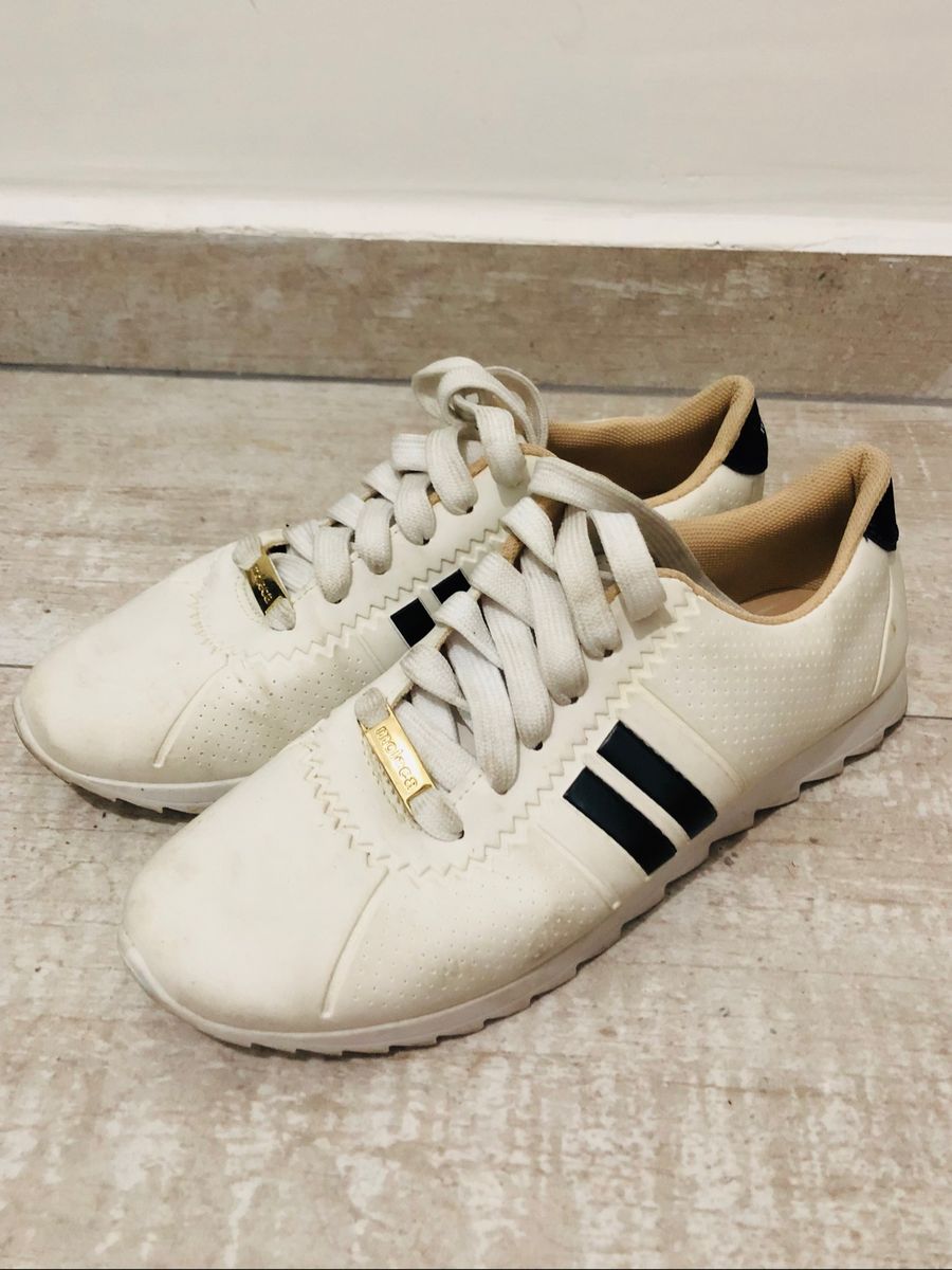 moleca moving tenis