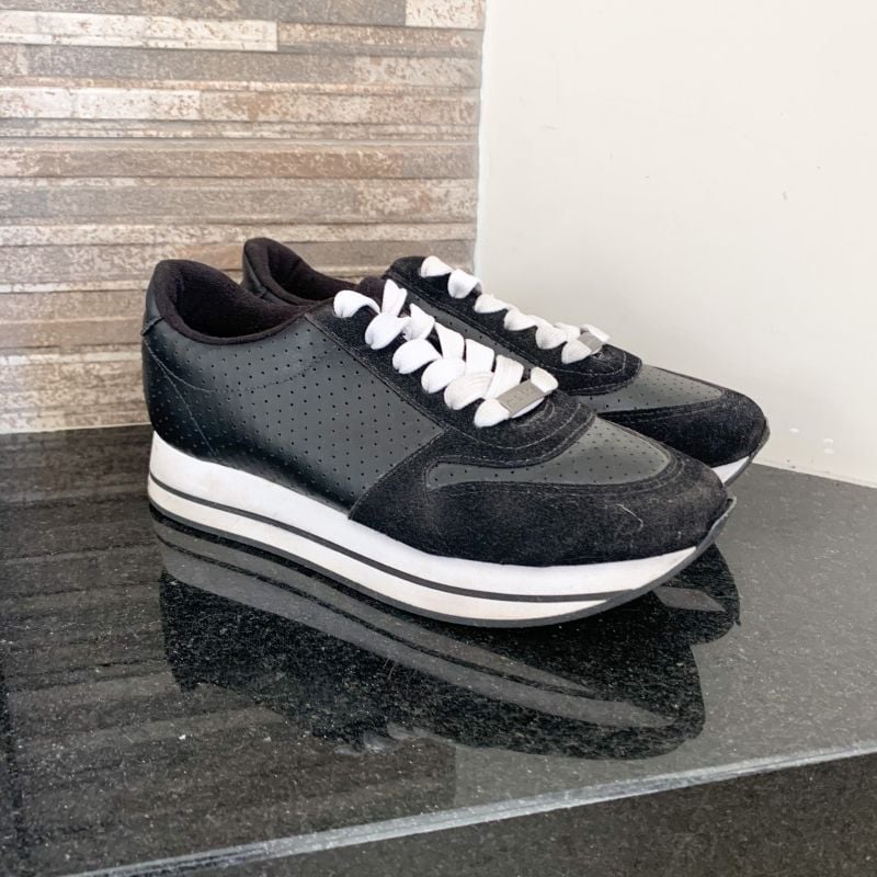 Tenis molecas hot sale plataforma preto