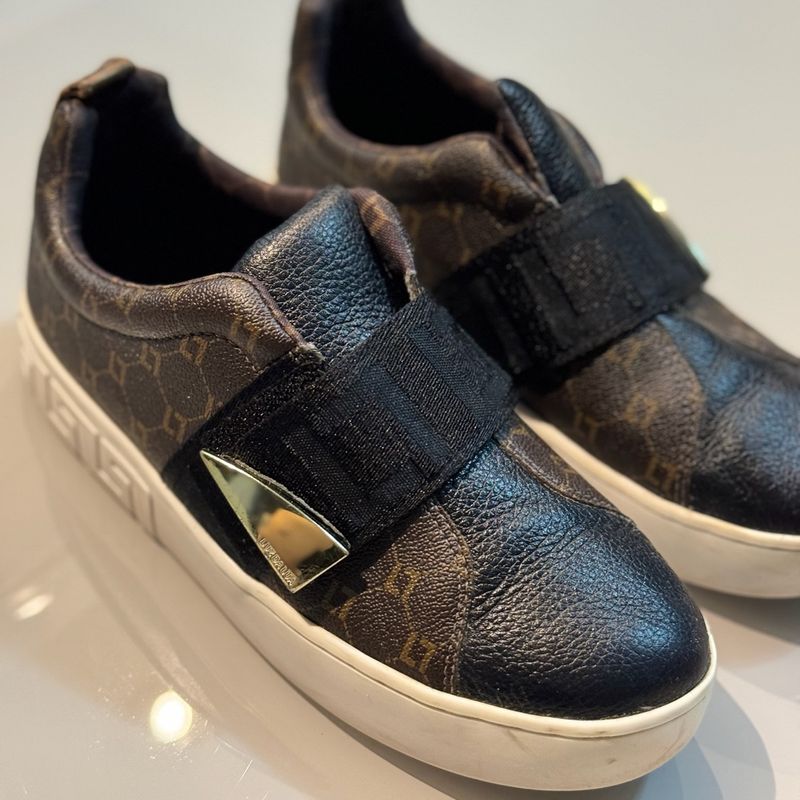 Tênis Monograma Couro Luz da Lua Luz Da Lua Usado 95774429 enjoei