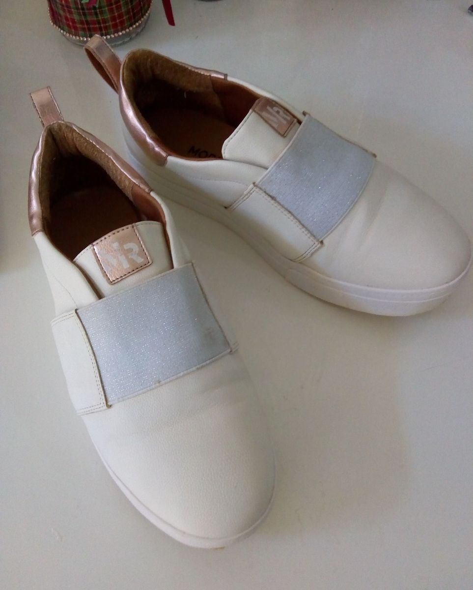 tenis branco morena rosa