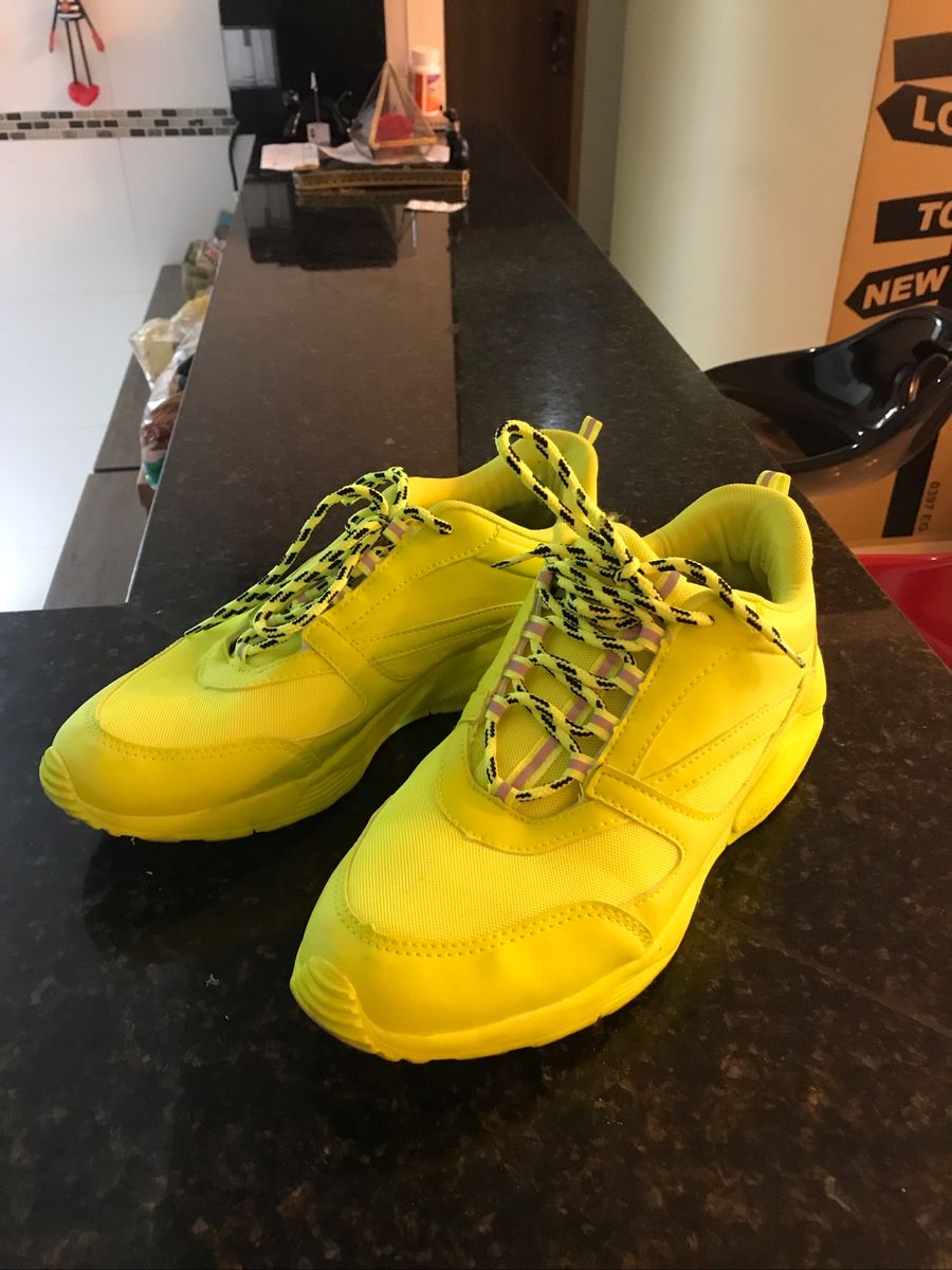 tenis neon masculino