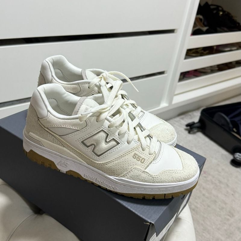 Tênis New Balance 550 Branco com Bege No Tamanho 38 Tênis Feminino New  Balance Usado 107900059 enjoei