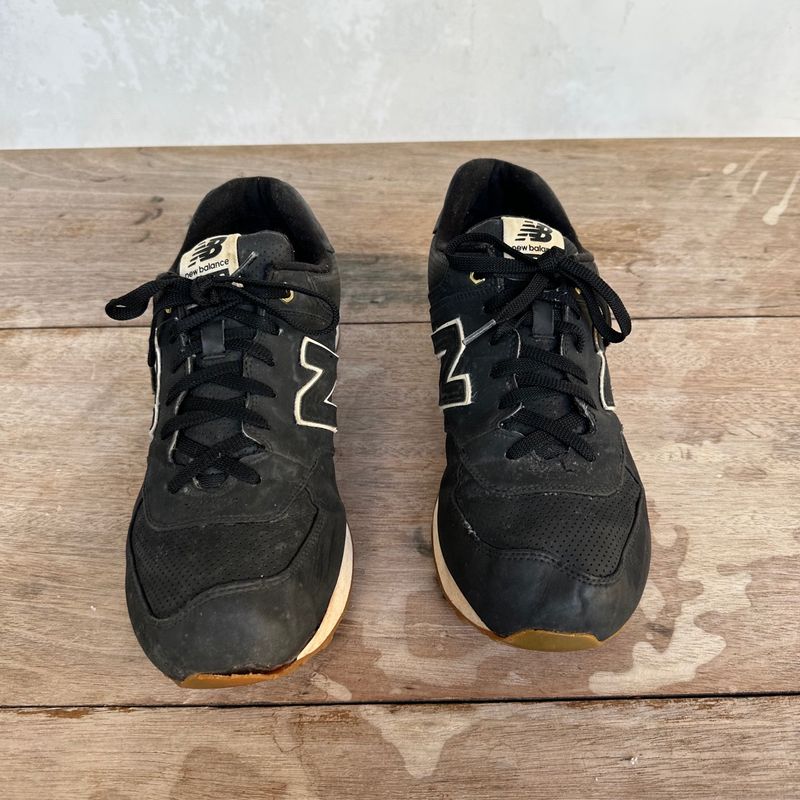 Tênis New Balance 574 Preto Couro Edição Limitada Original 43