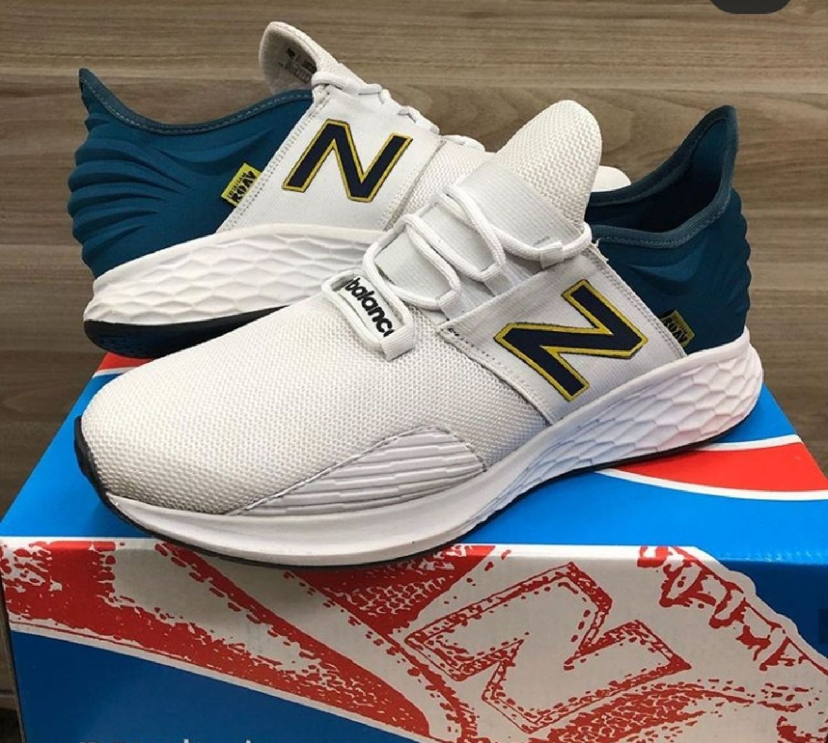 new balance branco e azul