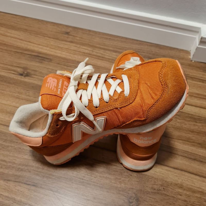 New balance marrom e laranja deals