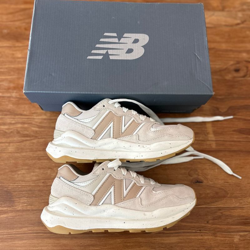 Tênis New Balance 200 Feminino Bege Balance Feminino TÃªnis New