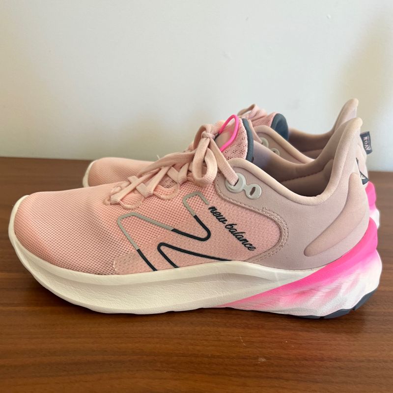 Tenis New Balance Feminino Roav V2 Corrida Tênis Feminino New