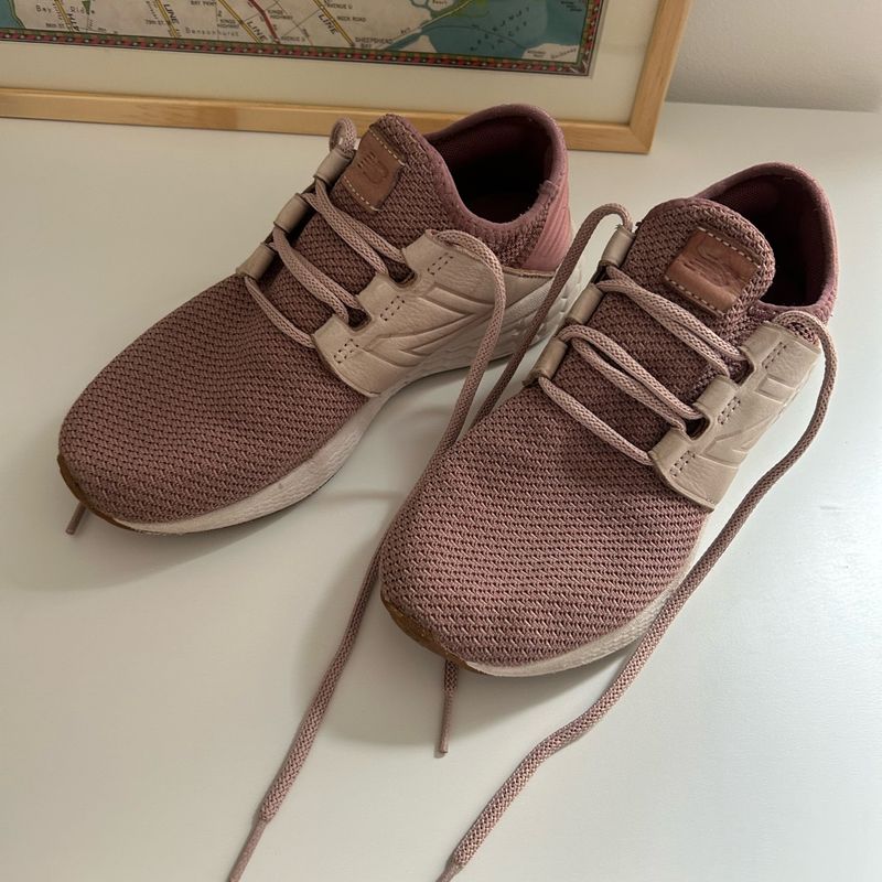 Tenis New Balance Fresh Foam Cruz V2, Feminino, Cor Rose Gold