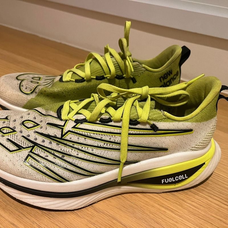 Tênis New Balance Fuelcell Supercomp Elite V3 Feminino Branco+